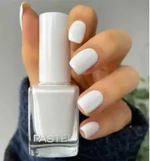 Pastel Nail Polish Snow White 04